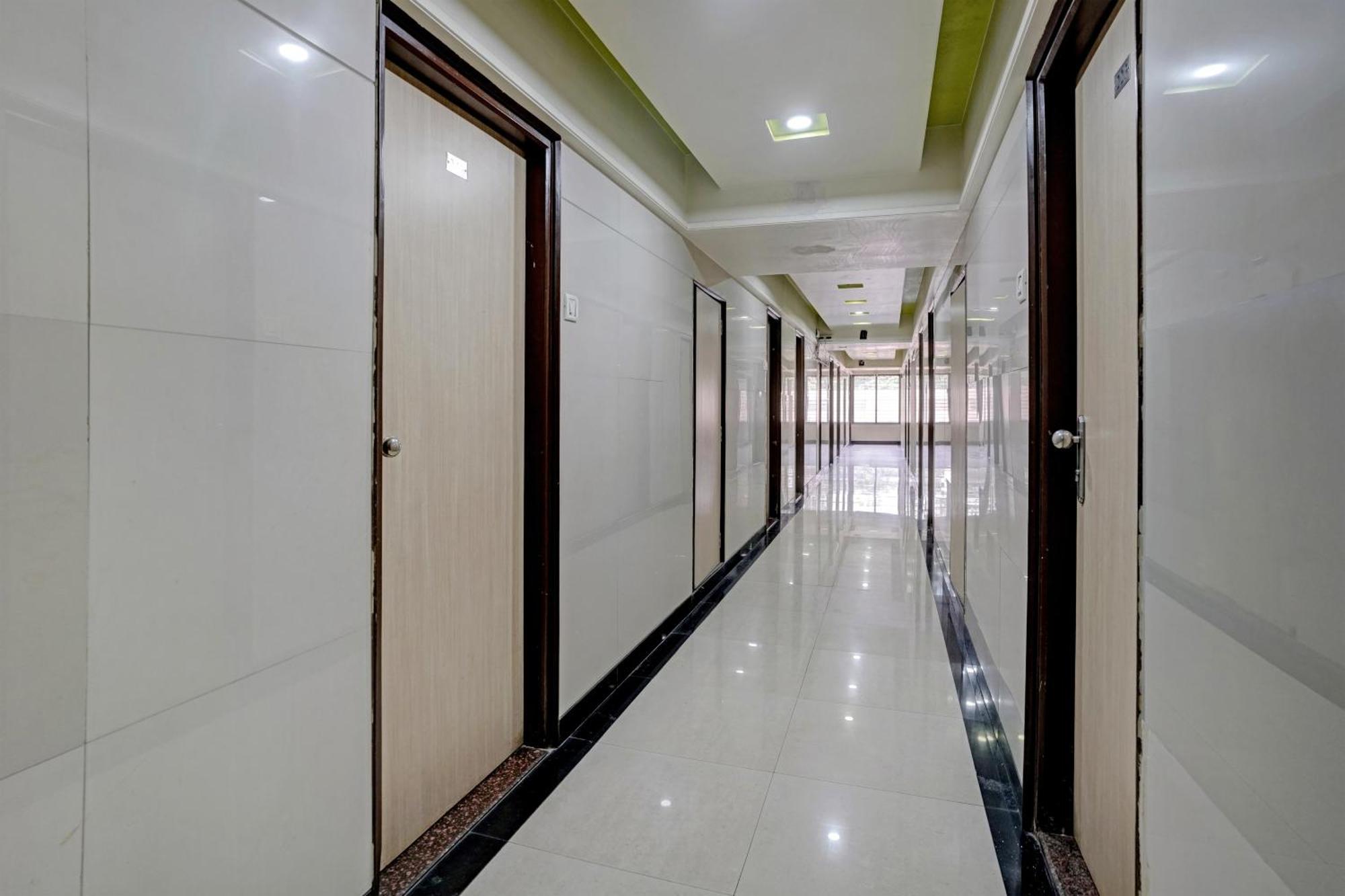 Collection O Guru Heritage Kalamboli Navi Mumbai Exterior foto